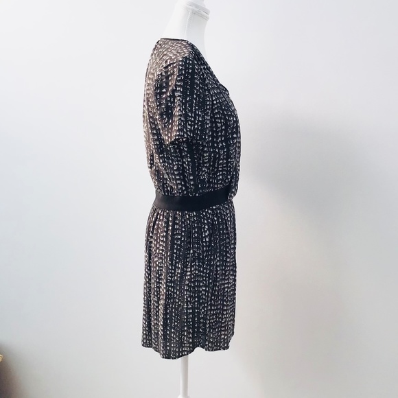 Comptoir des Cotonniers silk minidress in white, black and grey pattern, size S - Picture 8 of 10